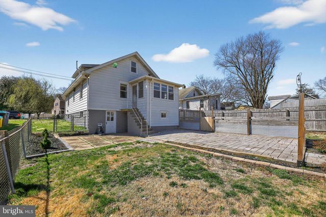 311 W GRADWELL AVE, Maple Shade, NJ 08052