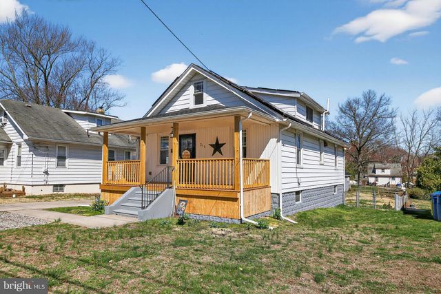 311 W GRADWELL AVE, Maple Shade, NJ 08052