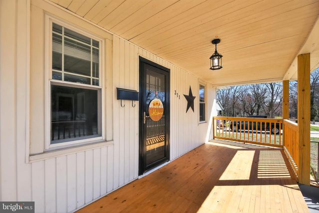 311 W GRADWELL AVE, Maple Shade, NJ 08052