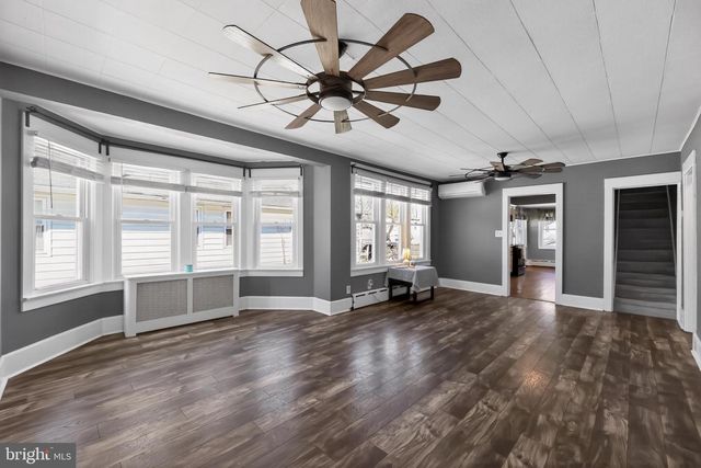 311 W GRADWELL AVE, Maple Shade, NJ 08052