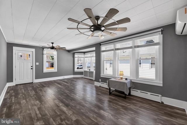 311 W GRADWELL AVE, Maple Shade, NJ 08052