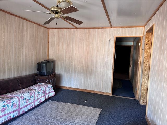 21188 S Cheyenne Road, Yucca, AZ 86438