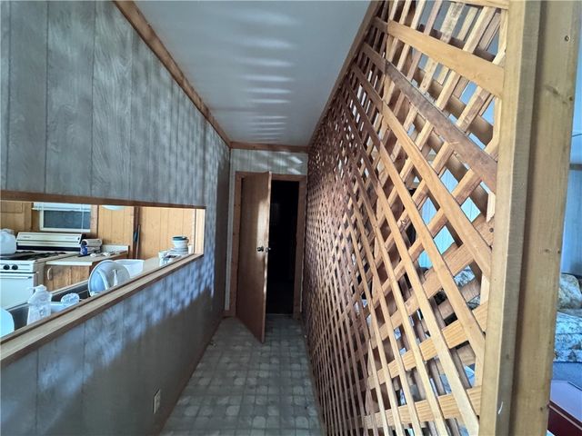 21188 S Cheyenne Road, Yucca, AZ 86438