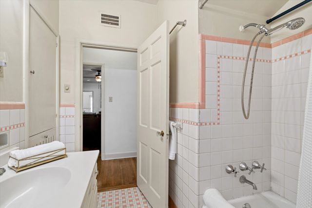 3391 CENTRAL AVE, Memphis, TN 38111