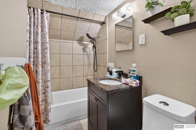 2514 N 18th Street, Omaha, NE 68110