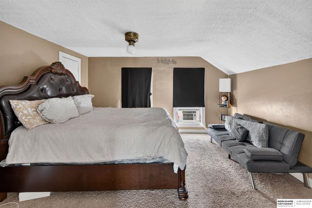 2514 N 18th Street, Omaha, NE 68110