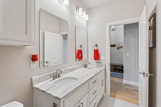 3909 S Dogwood Boulevard, Broken Arrow, OK 74011