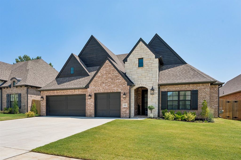 3909 S Dogwood Boulevard, Broken Arrow, OK 74011