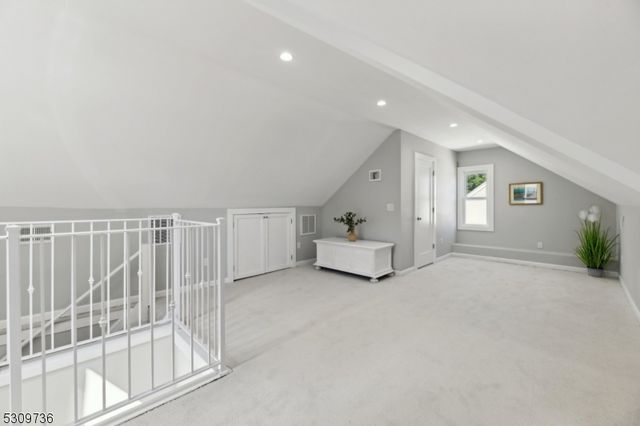 38 Stephen St, Montclair Twp., NJ 07042