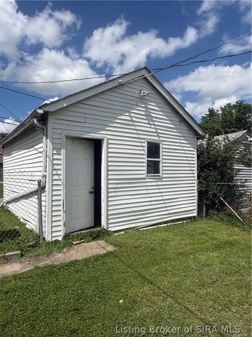 716 Lincoln Street, New Albany, IN 47150