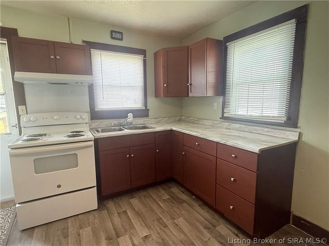 716 Lincoln Street, New Albany, IN 47150