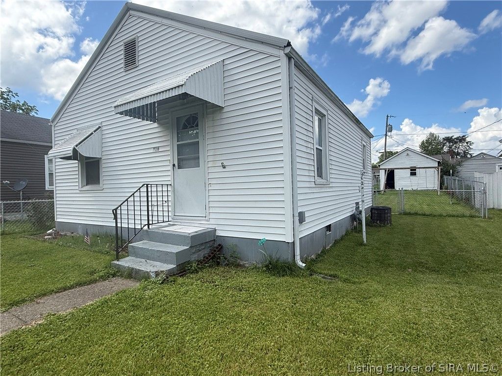 716 Lincoln Street, New Albany, IN 47150