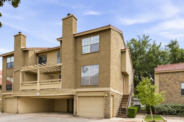 5200 Martel Avenue 18D, Dallas, TX 75206