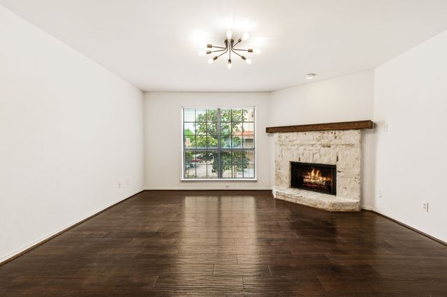 5200 Martel Avenue 18D, Dallas, TX 75206