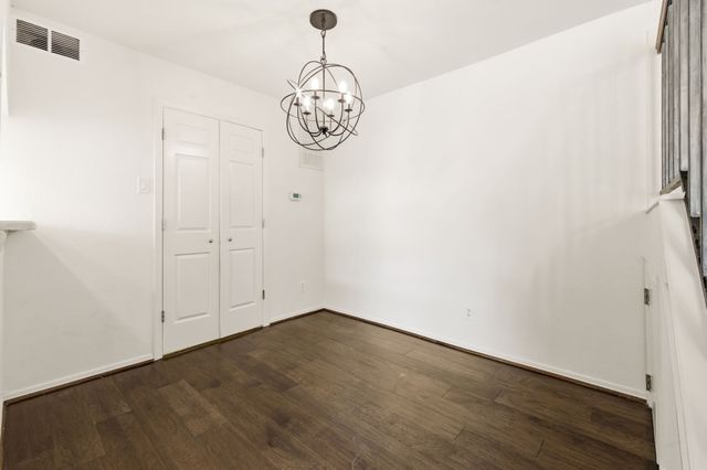 5200 Martel Avenue 18D, Dallas, TX 75206