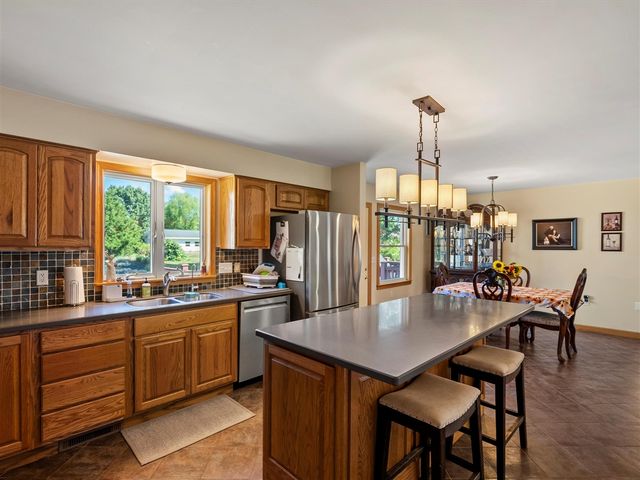 16850 Roe Road, Chelsea, MI 48118