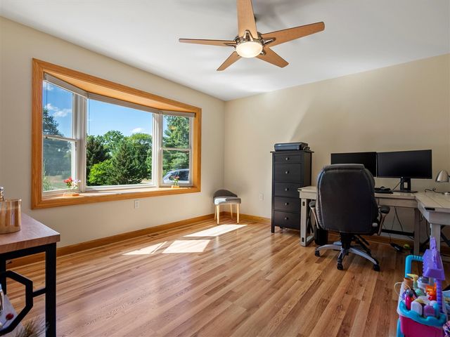 16850 Roe Road, Chelsea, MI 48118