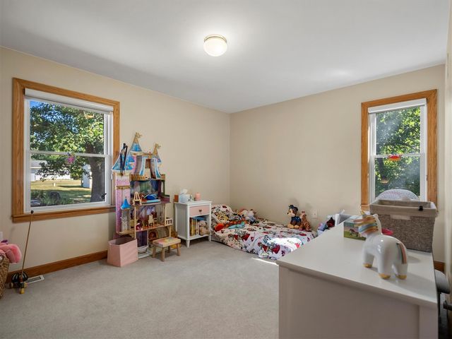 16850 Roe Road, Chelsea, MI 48118