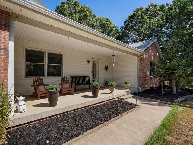 16850 Roe Road, Chelsea, MI 48118