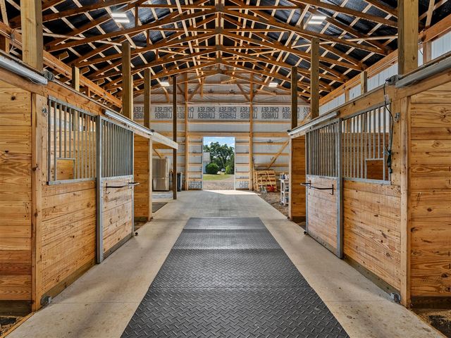 16850 Roe Road, Chelsea, MI 48118