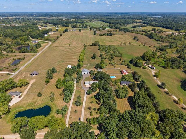 16850 Roe Road, Chelsea, MI 48118