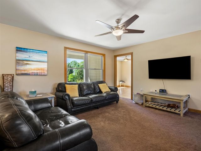 16850 Roe Road, Chelsea, MI 48118