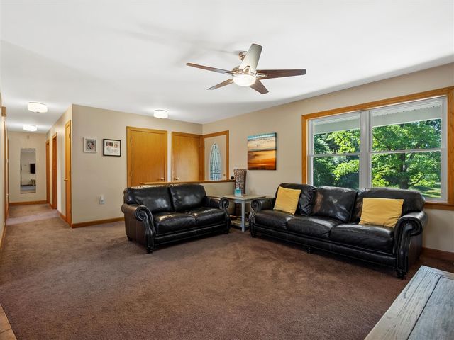 16850 Roe Road, Chelsea, MI 48118