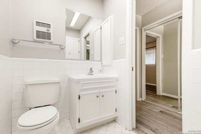 3743 Newrock, San Antonio, TX 78230