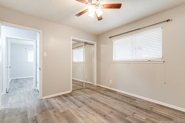 3743 Newrock, San Antonio, TX 78230