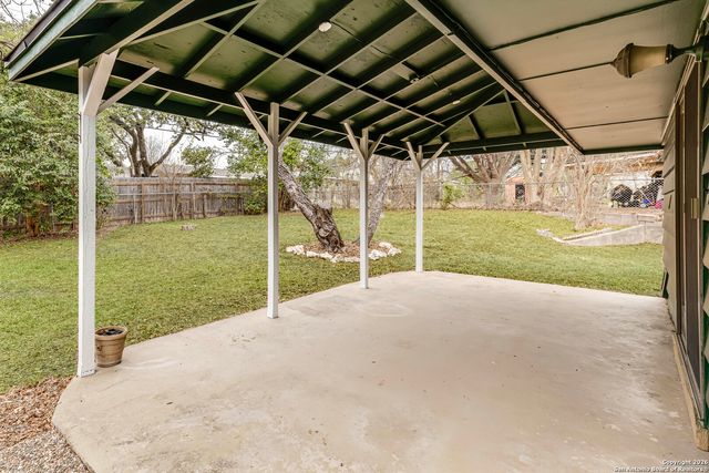 3743 Newrock, San Antonio, TX 78230