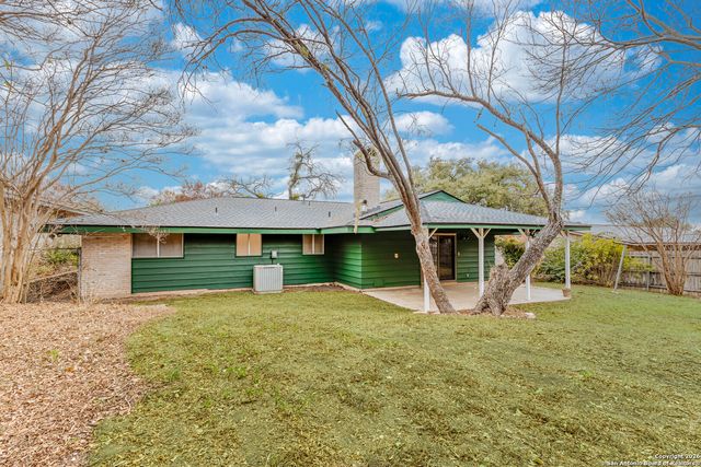 3743 Newrock, San Antonio, TX 78230