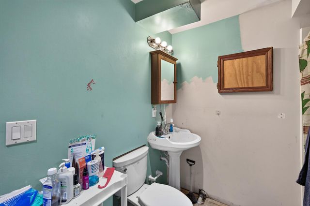2280 Shryer Avenue E, North Saint Paul, MN 55109