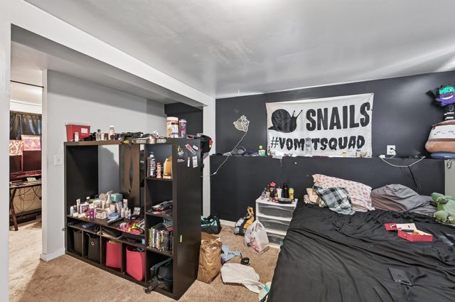 2280 Shryer Avenue E, North Saint Paul, MN 55109