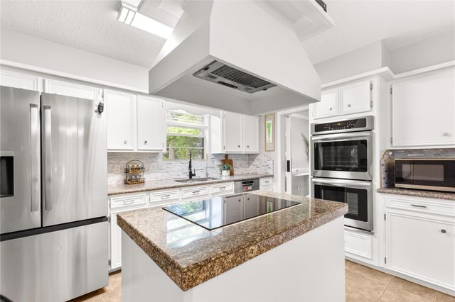 2055 Shadow Rock Drive, Houston, TX 77339