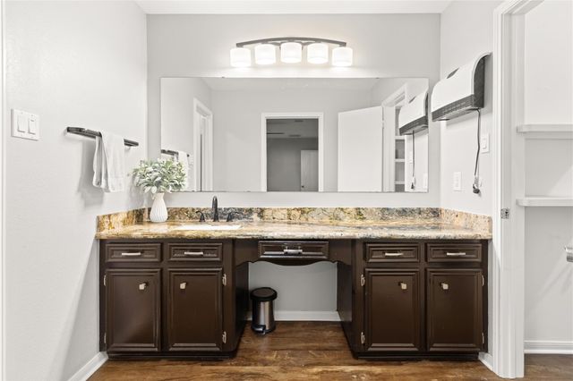 2055 Shadow Rock Drive, Houston, TX 77339