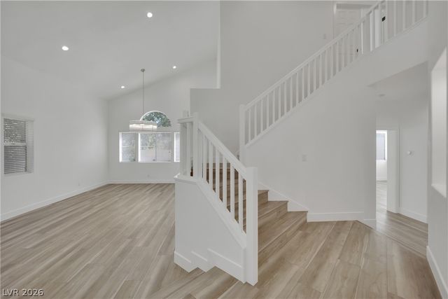 9205 Spruce Mountain Way, Las Vegas, NV 89134