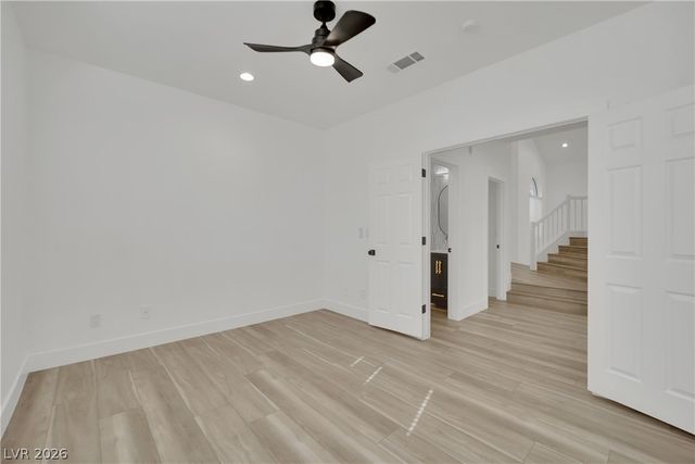 9205 Spruce Mountain Way, Las Vegas, NV 89134