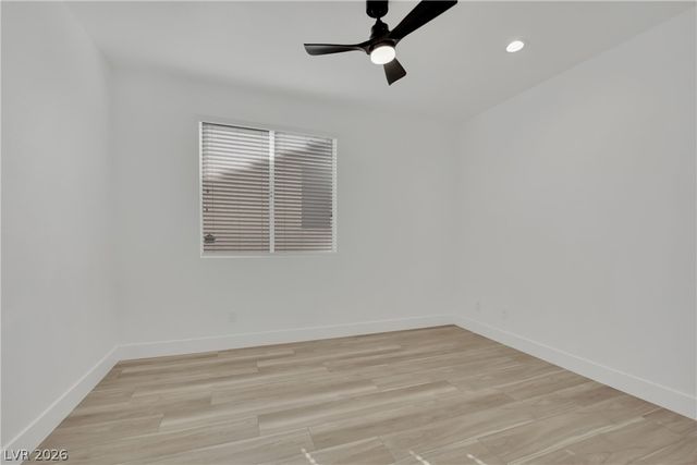 9205 Spruce Mountain Way, Las Vegas, NV 89134