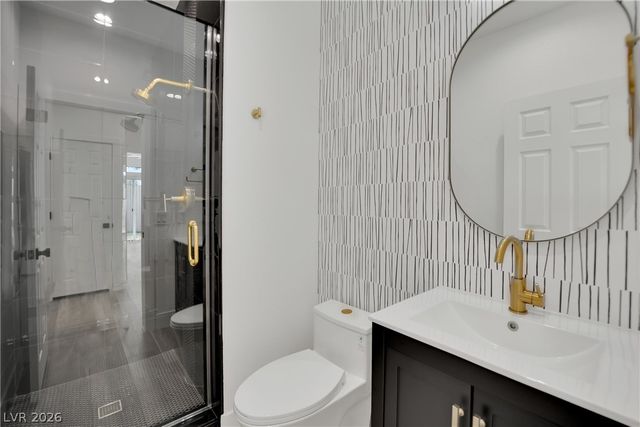 9205 Spruce Mountain Way, Las Vegas, NV 89134