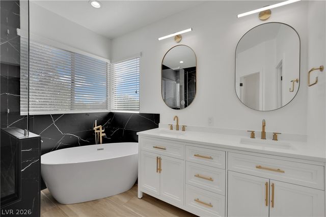 9205 Spruce Mountain Way, Las Vegas, NV 89134