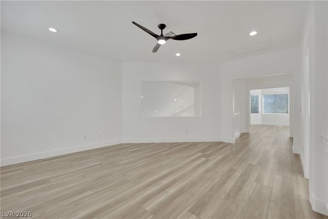 9205 Spruce Mountain Way, Las Vegas, NV 89134