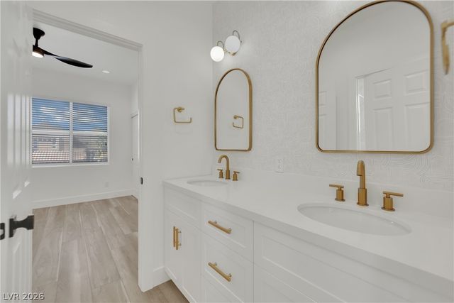 9205 Spruce Mountain Way, Las Vegas, NV 89134