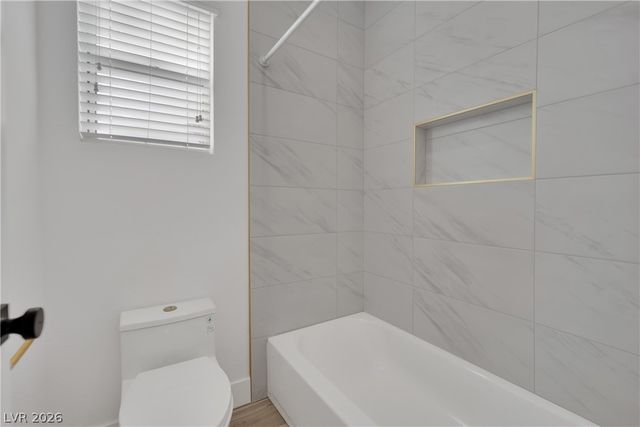 9205 Spruce Mountain Way, Las Vegas, NV 89134