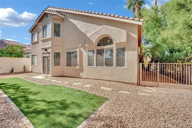 9205 Spruce Mountain Way, Las Vegas, NV 89134