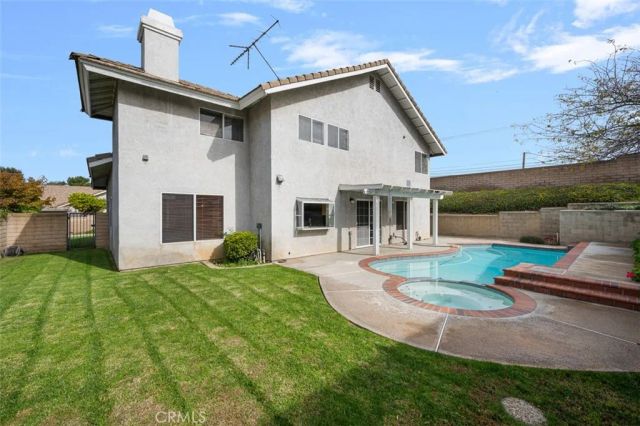 16640 Cresta Bella Circle, Yorba Linda, CA 92886