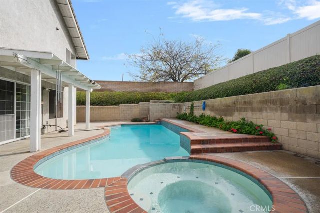 16640 Cresta Bella Circle, Yorba Linda, CA 92886