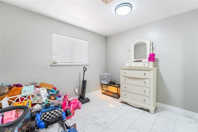 3983 Redwood Street, Las Vegas, NV 89103