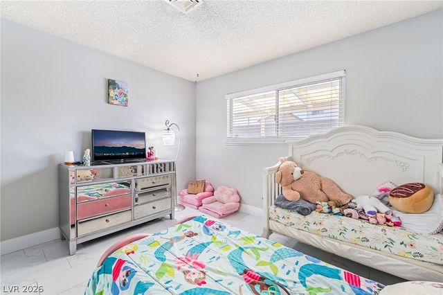 3983 Redwood Street, Las Vegas, NV 89103