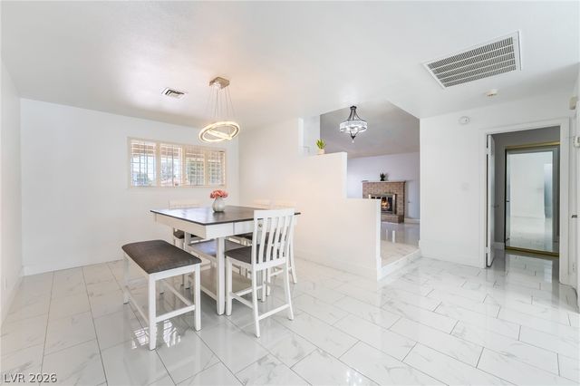 3983 Redwood Street, Las Vegas, NV 89103