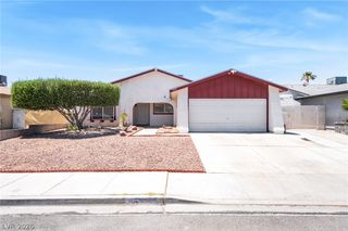 3983 Redwood Street, Las Vegas, NV 89103